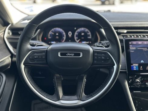 Used 2021 Jeep Grand Cherokee L Limited image 32