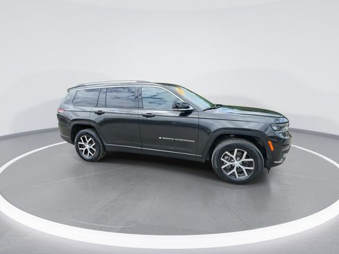 Used 2024 Jeep Grand Cherokee L Limited AWD/4WD image 23