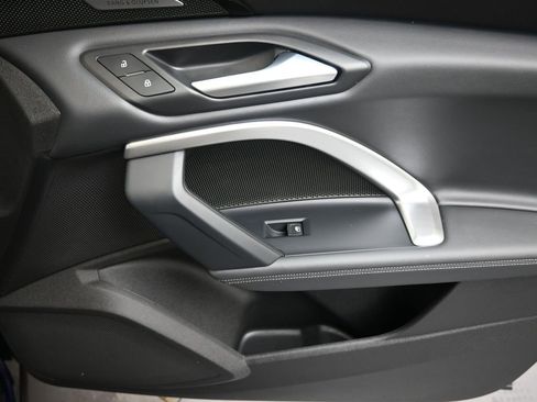 Certified 2025 Audi Q5 Premium Plus w/ Premium Plus image 12