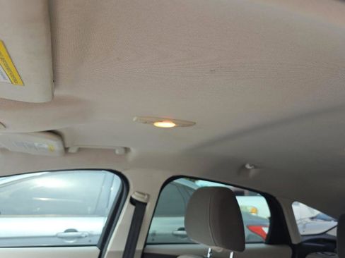 Used 2013 Ford Focus SE FWD image 14