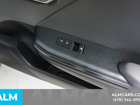 Used 2025 Kia K4 FWD image 38