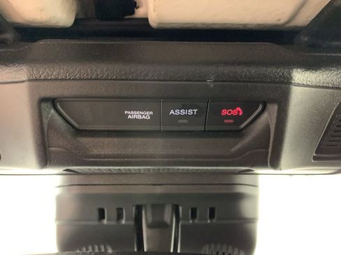 Used 2025 Jeep Wrangler Unlimited Rubicon image 22