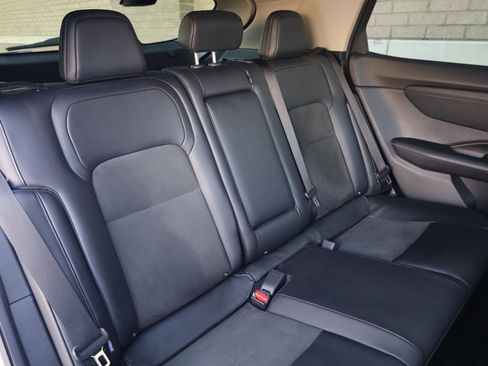 Used 2023 Nissan Ariya AWD image 23