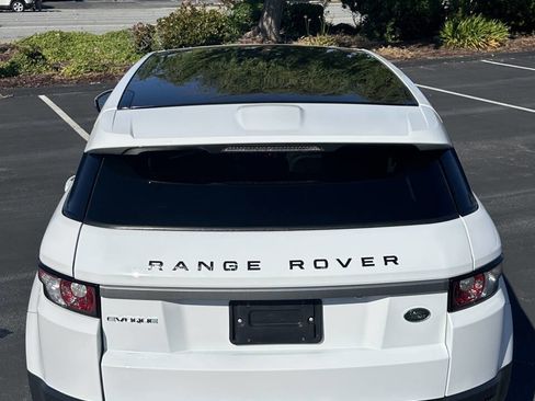 Used 2014 Land Rover Range Rover Evoque Pure Plus AWD/4WD image 9