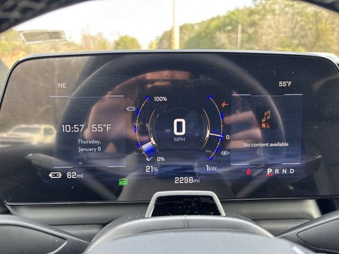 New 2026 Chevrolet Silverado EV LT w/ Premium Package AWD/4WD image 18