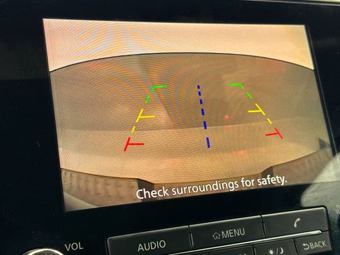 Used 2022 Nissan Titan S w/ S Utility Package image 17