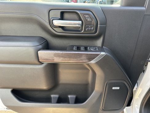 Used 2020 Chevrolet Silverado 2500 LTZ w/ LTZ Plus Package image 14