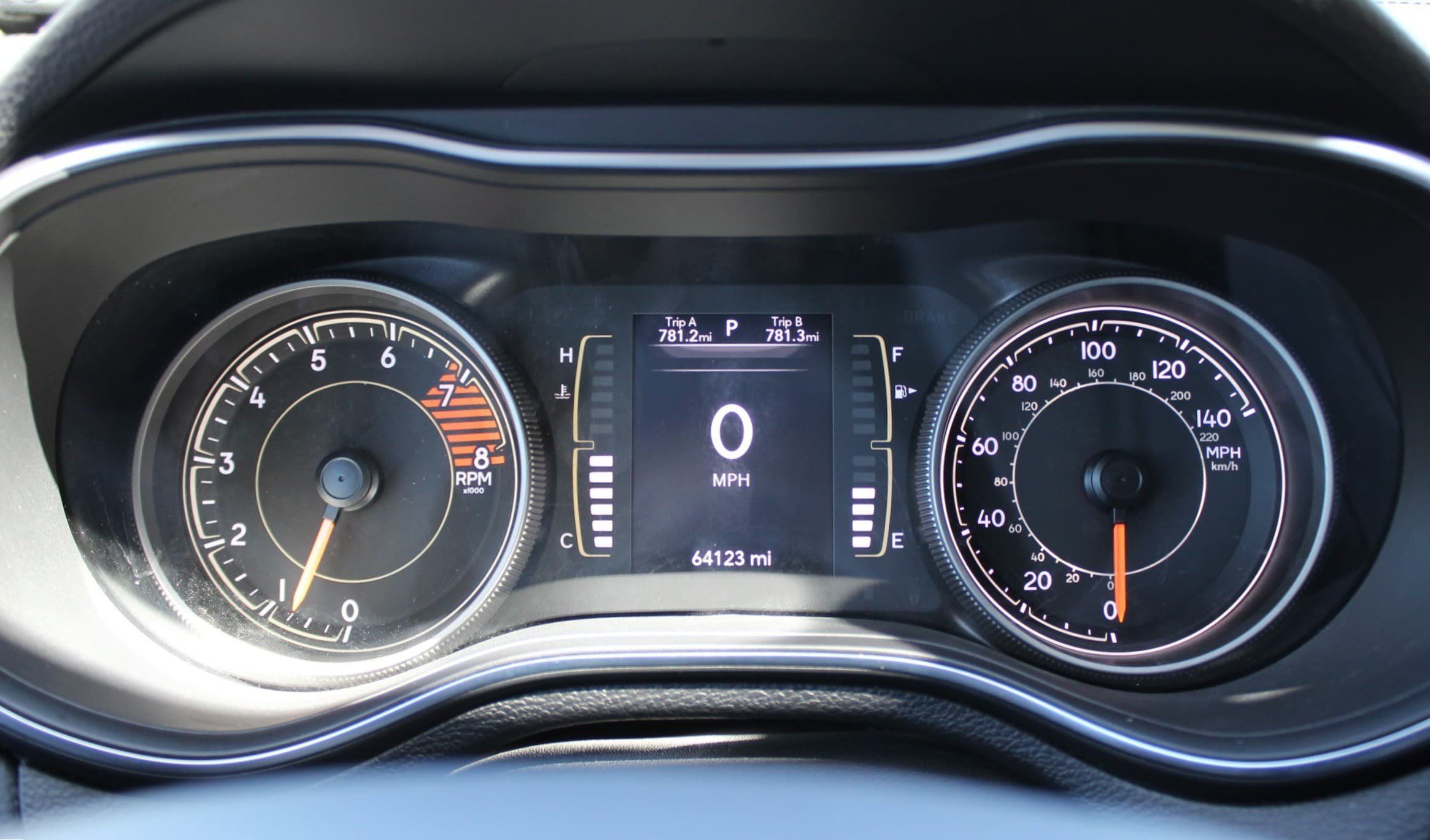 Used 2019 Jeep Cherokee Sport AWD/4WD image 34