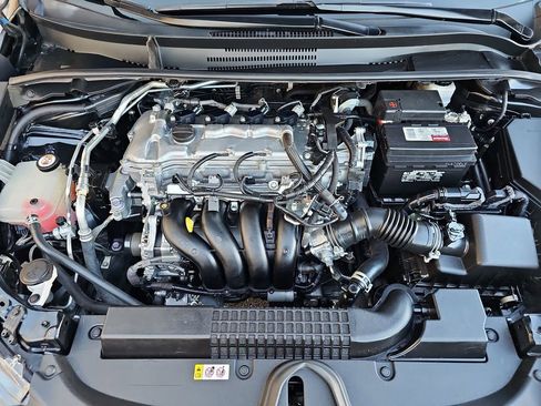 Used 2021 Toyota Corolla LE image 21