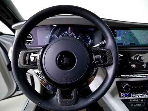 Used 2022 Rolls-Royce Ghost Black Badge AWD/4WD image 14