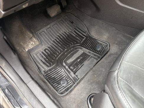 Used 2013 Ford Focus SE FWD image 17