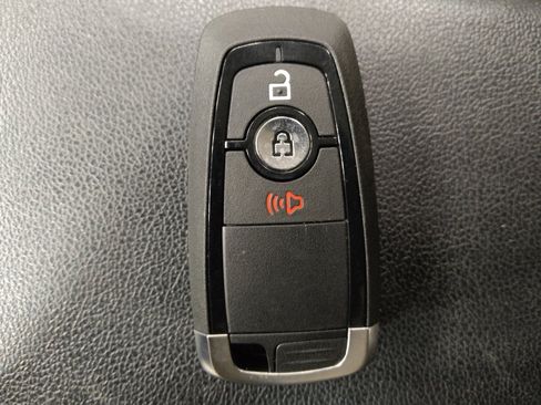 Used 2019 Ford EcoSport SE w/ SE Convenience Package FWD image 32
