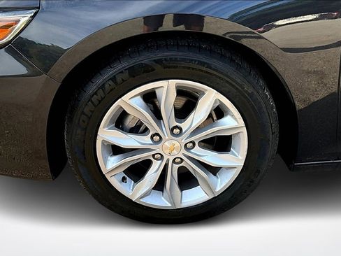 Used 2023 Chevrolet Malibu LT image 32