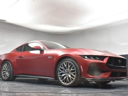 Used 2024 Ford Mustang GT Premium image 25