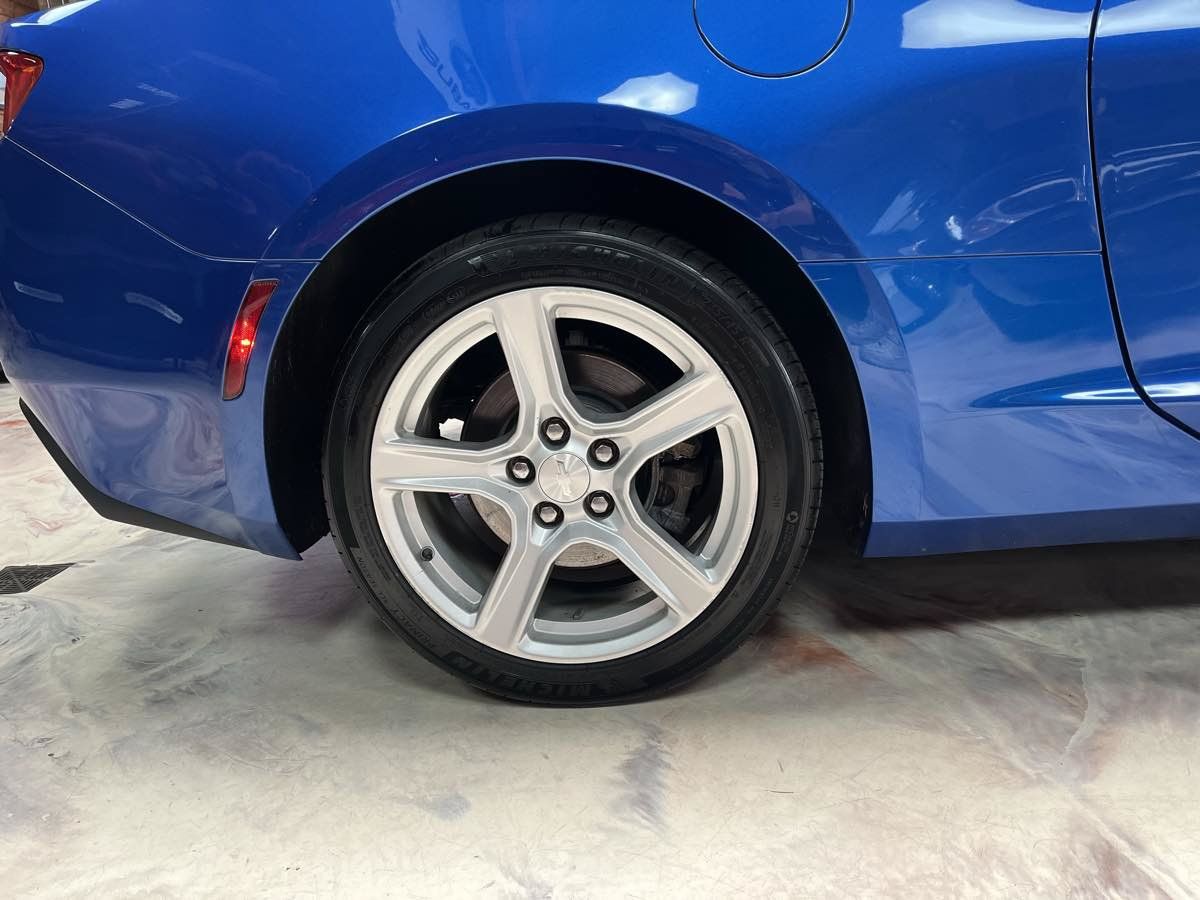 Used 2016 Chevrolet Camaro LT RWD image 27