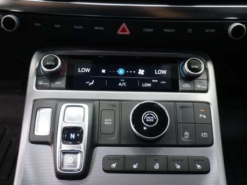 Used 2023 Hyundai Palisade Calligraphy FWD image 28