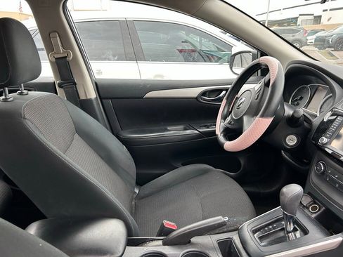Used 2019 Nissan Sentra S image 5