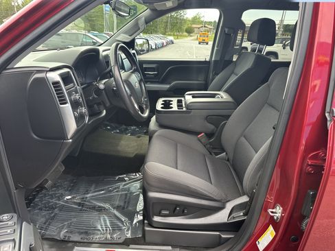 Used 2018 Chevrolet Silverado 1500 LT w/ All Star Edition AWD/4WD image 11