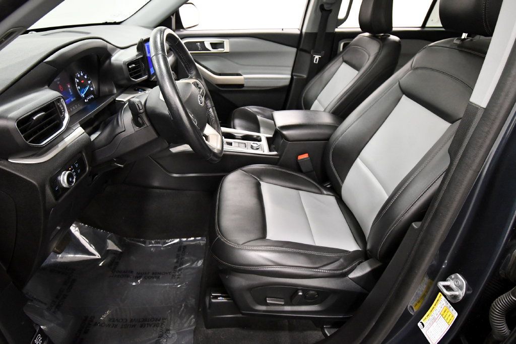Used 2023 Ford Explorer XLT w/ Equipment Group 202A AWD/4WD image 14