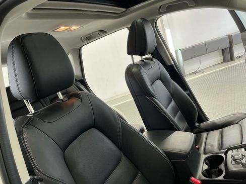 Used 2025 MAZDA CX-5 AWD 2.5 S w/ Preferred Package image 14