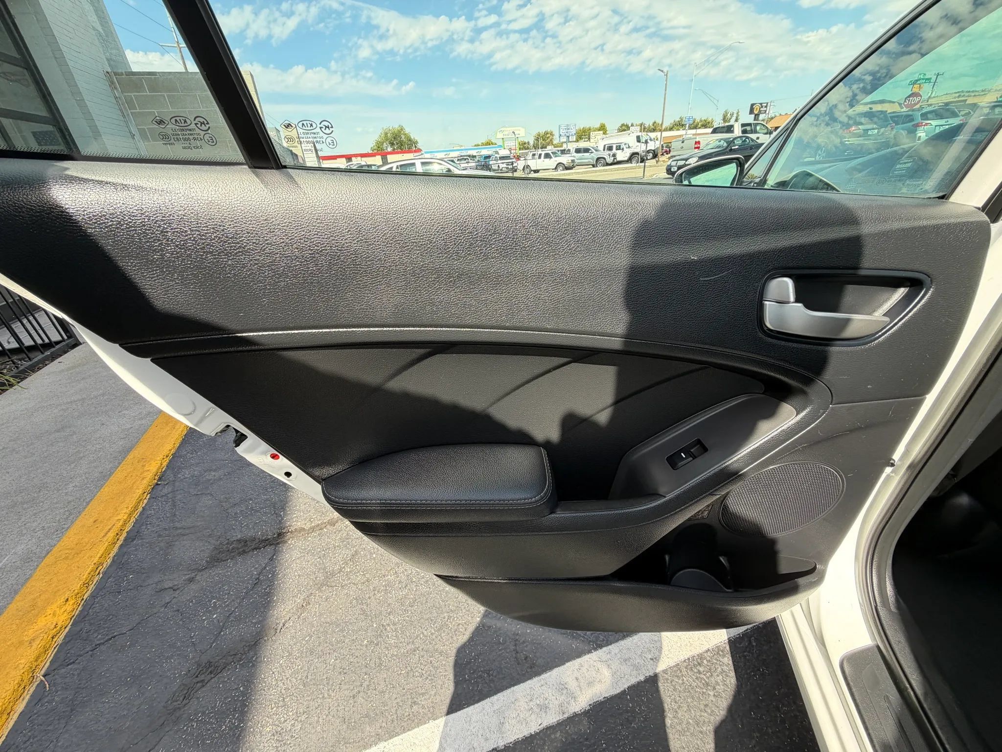 Used 2017 Kia Forte LX w/ LX Popular Plus Package FWD image 20