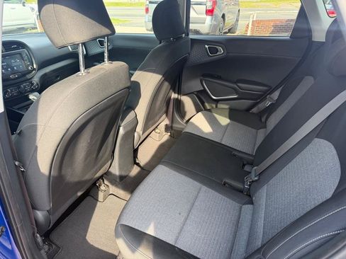Used 2020 Kia Soul GT-Line FWD image 12