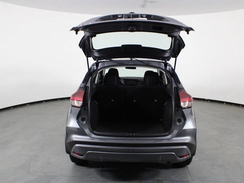 Certified 2025 Nissan Kicks Play S FWD image 17