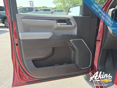 Certified 2023 Chevrolet Silverado 1500 RST w/ Z71 Off-Road Package AWD/4WD image 17
