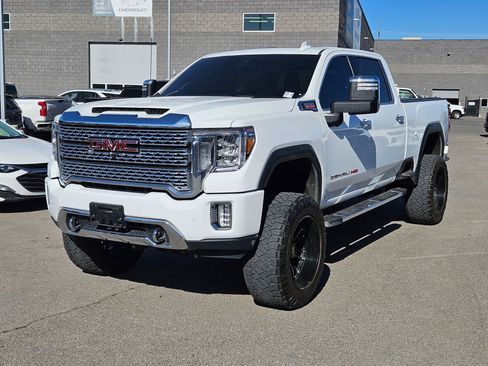 Used 2020 GMC Sierra 3500 Denali w/ Denali Ultimate Package AWD/4WD image 8