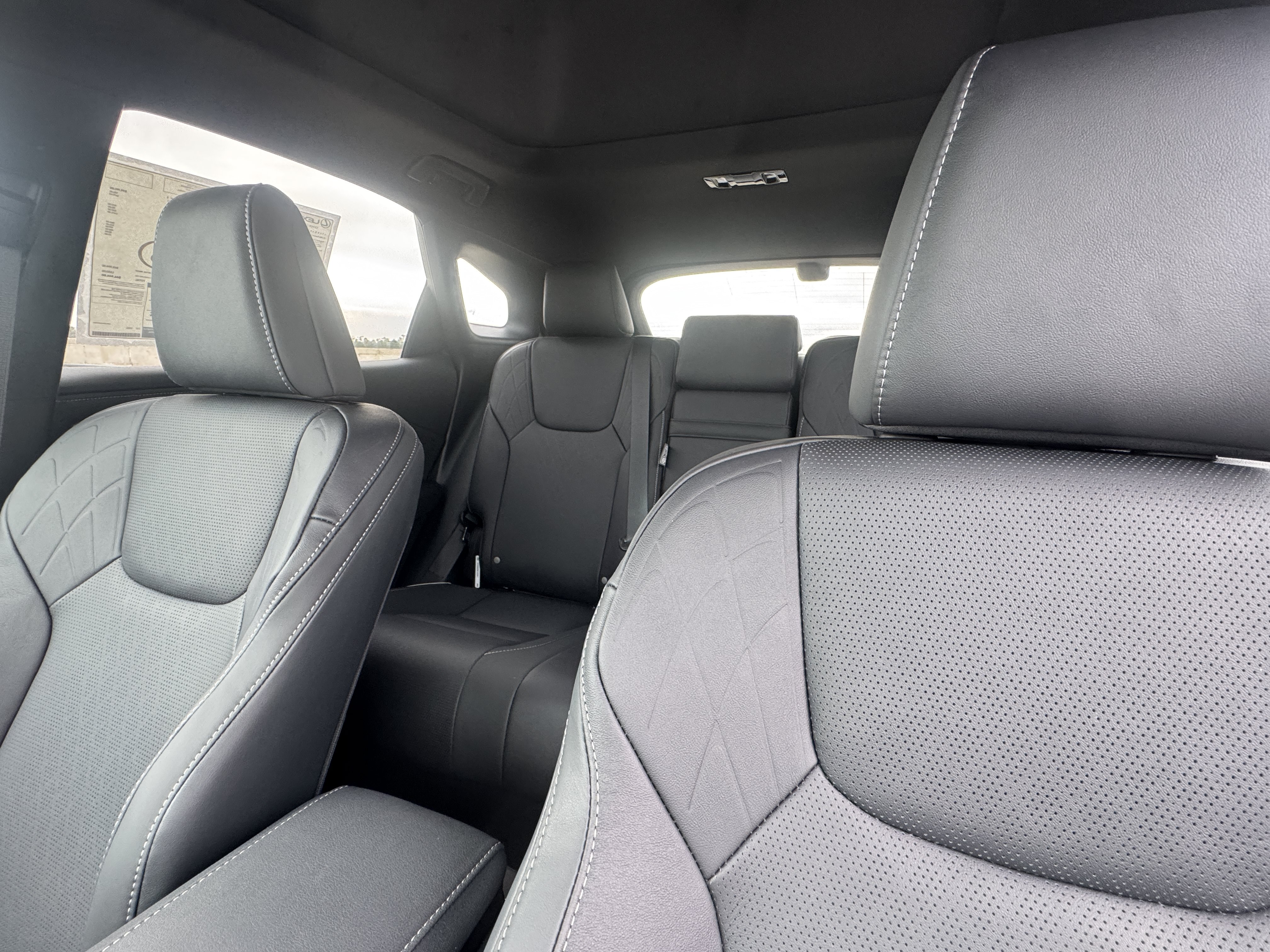 New 2026 Lexus RX 350h AWD/4WD image 22