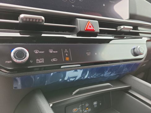 New 2026 Kia Sportage SX Prestige AWD/4WD image 28