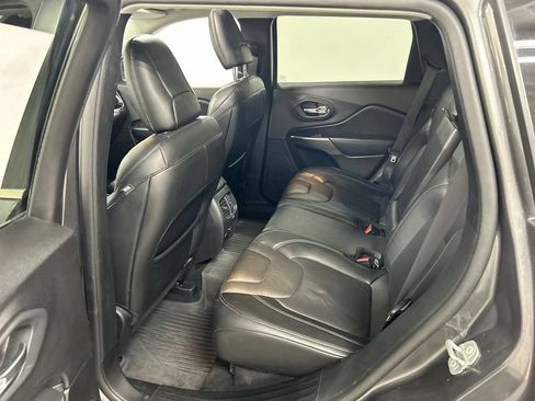 Used 2021 Jeep Cherokee Limited AWD/4WD image 20