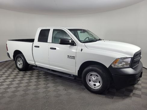 Used 2017 RAM 1500 Tradesman w/ Popular Equipment Group AWD/4WD image 11