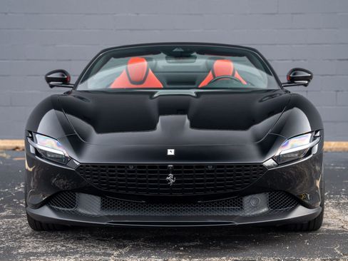 Used 2025 Ferrari Roma Spider image 14