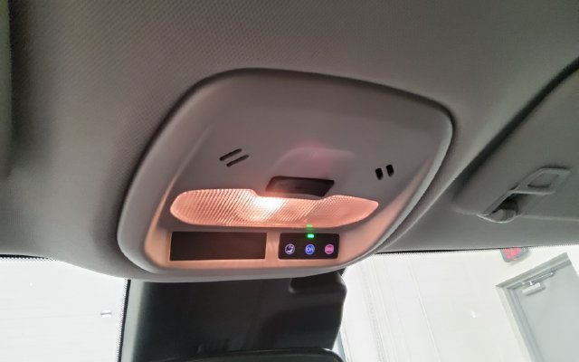 Used 2025 Chevrolet Trax LT FWD image 25