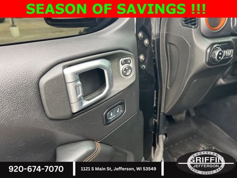 Used 2020 Jeep Gladiator Mojave image 17