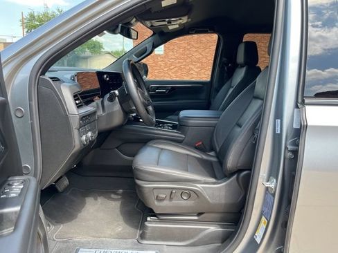 Used 2025 Chevrolet Tahoe Z71 AWD/4WD image 25