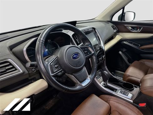 Used 2022 Subaru Ascent Touring w/ Popular Package #2A image 9