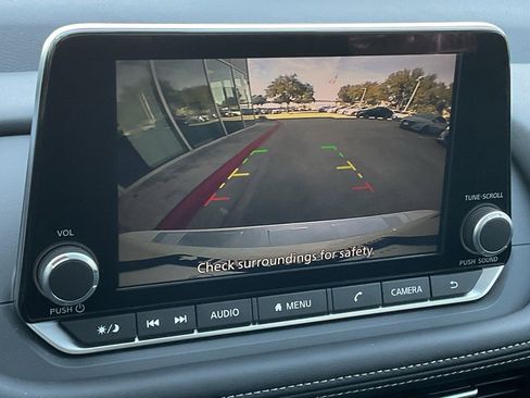 New 2025 Nissan Rogue SV w/ SV Premium Package image 30