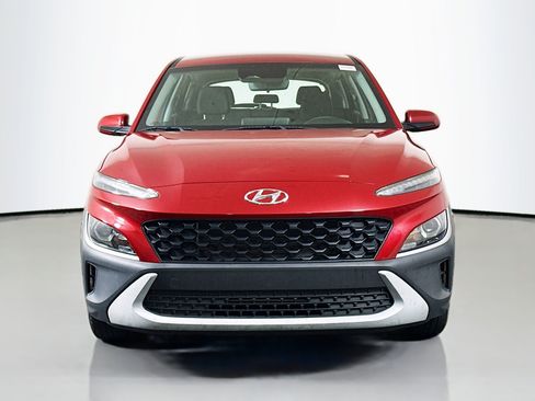 Used 2022 Hyundai Kona SE FWD image 2