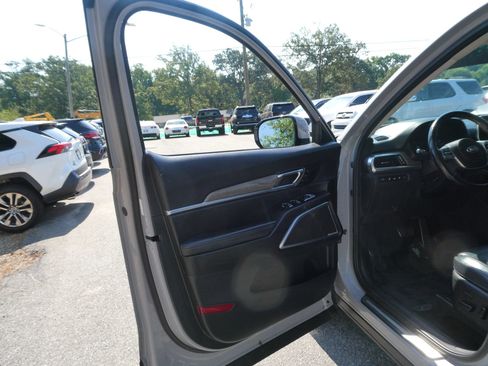 Used 2021 Kia Telluride SX w/ SX Prestige Package AWD/4WD image 13