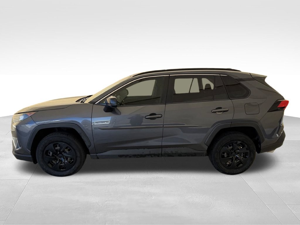 Used 2019 Toyota RAV4 LE w/ Carpet Mat Package FWD image 13