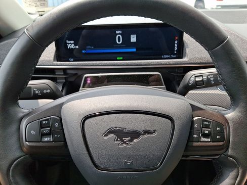Certified 2021 Ford Mustang Mach-E Premium AWD/4WD image 19