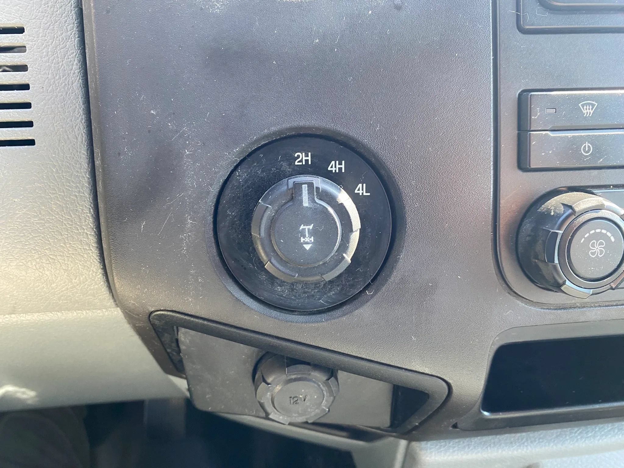 Used 2016 Ford F350 XL AWD/4WD image 14