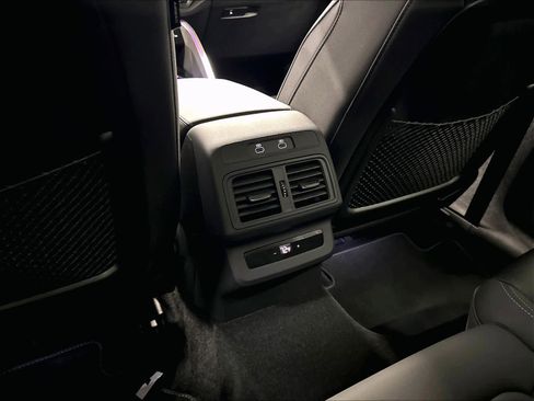 Used 2025 Audi Q5 Premium w/ Convenience Package AWD/4WD image 34