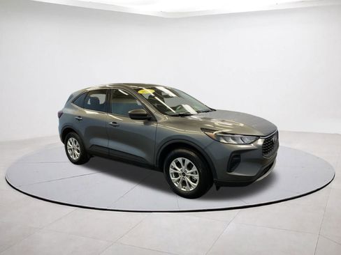 Used 2025 Ford Escape Active image 7