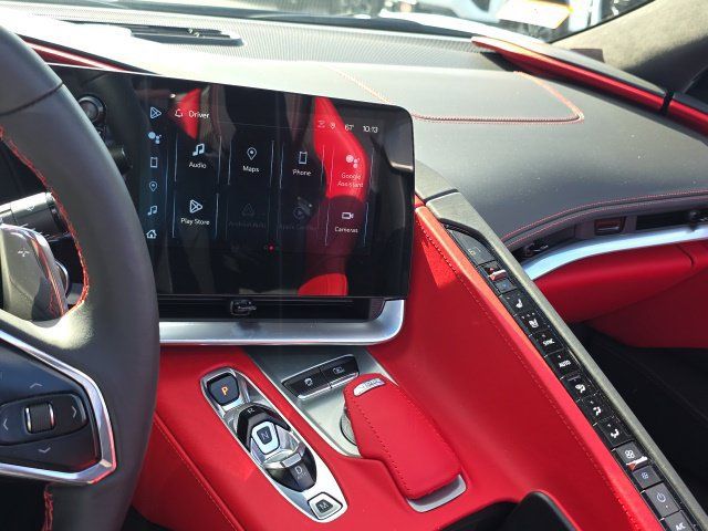 Used 2024 Chevrolet Corvette Stingray Premium Conv w/ Z51 Performance Package RWD image 27