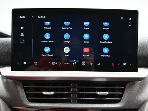 New 2026 Ford Explorer Platinum image 39