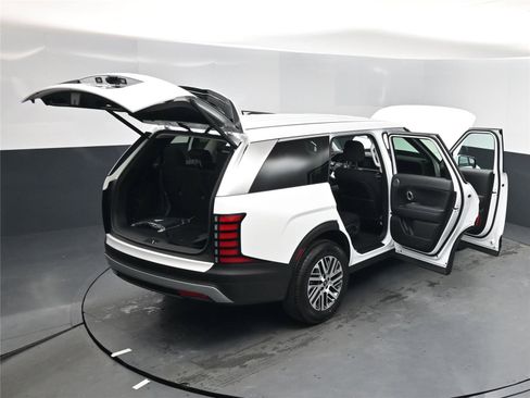 New 2026 Hyundai Palisade SE image 18