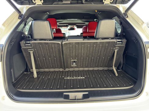 Used 2021 Toyota Highlander XSE image 36